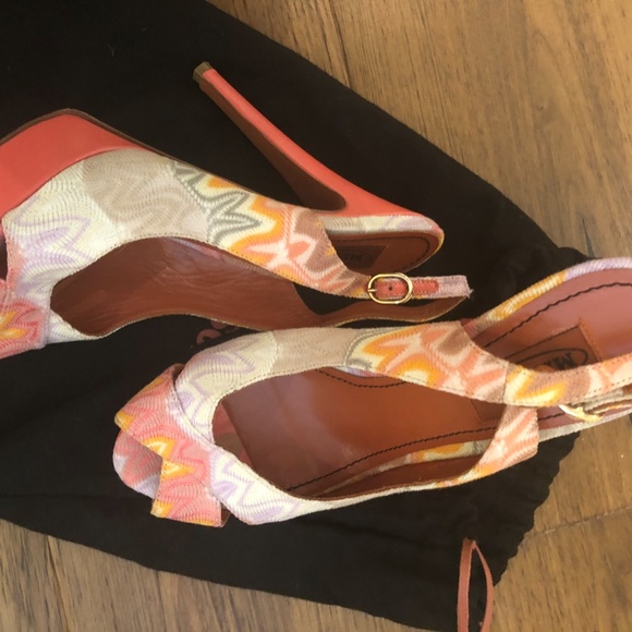 MISSONI Platform Slingback Peep Toe Chevron Heels - Picture 2 of 4